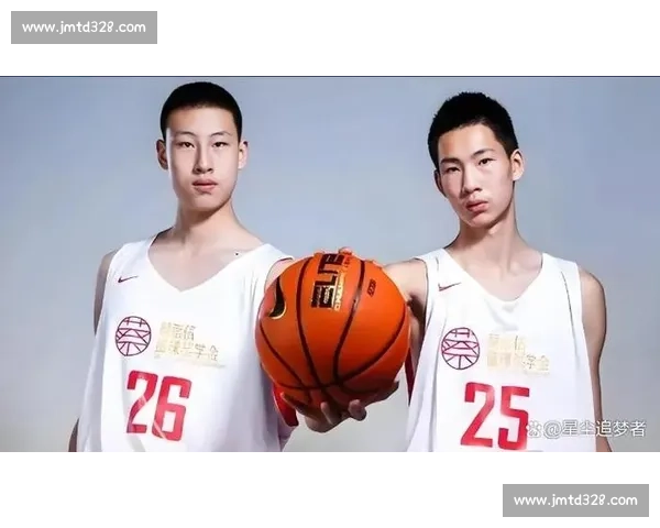 郇斯楠 20 分钟 5 帽！护框如铁闸引爆全场