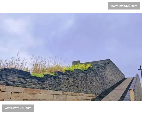 苏州古城墙变身足球直播舞台：40 万古砖见证古今赛事交融